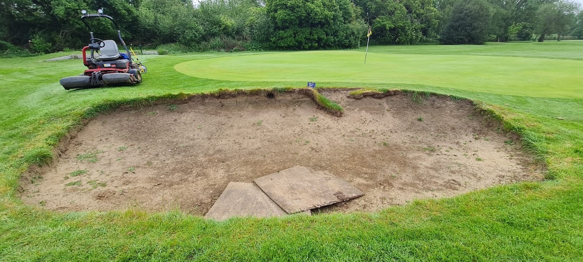 liner for bunkers